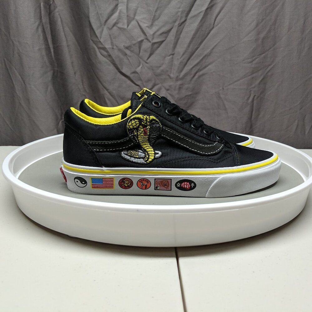 VANS x Cobra Kai Dojo Old Skool Low Skate Shoes Sneakers Black NWT B5.5 / W7